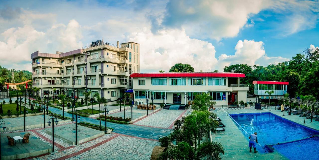 Quick 20 Riverside Hotel Amlekhganj Eksteriør billede